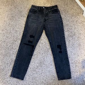 Size 25 black acid wash boyfriend jeans. Forever 21